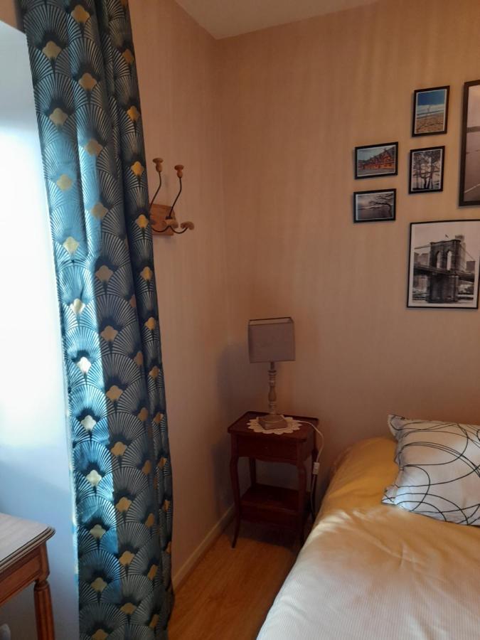 Aux Glycines Bed and Breakfast Marcilly-Ogny Exteriör bild