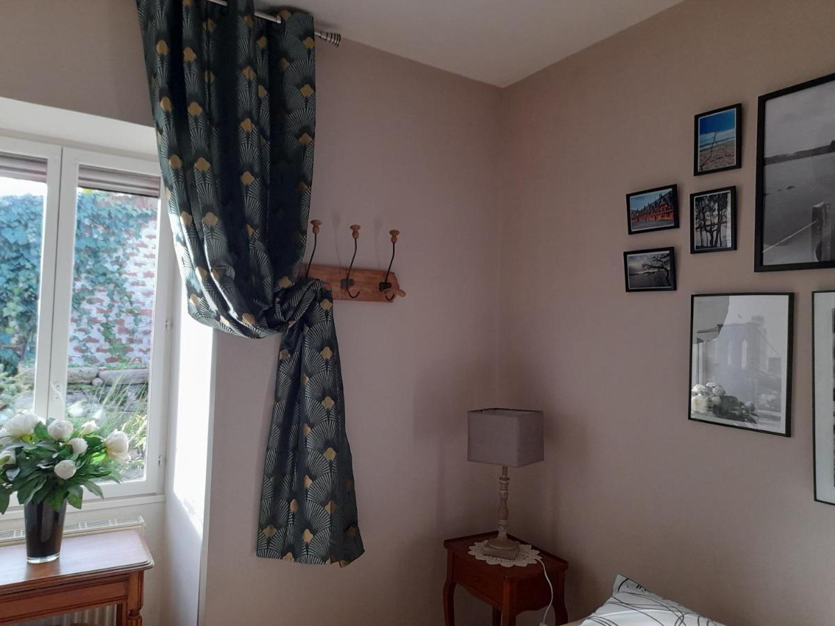 Aux Glycines Bed and Breakfast Marcilly-Ogny Exteriör bild