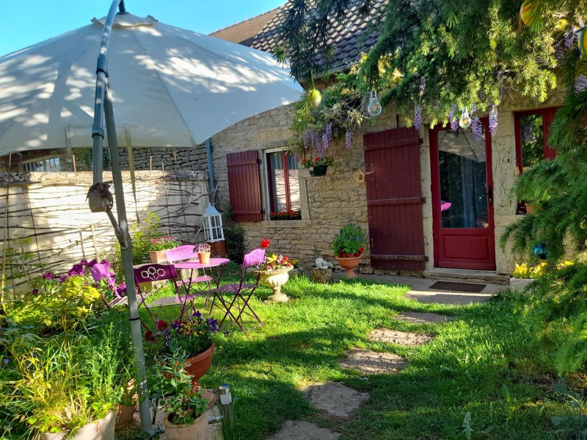 Aux Glycines Bed and Breakfast Marcilly-Ogny Exteriör bild